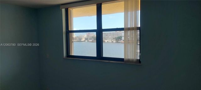 1900 Diana Dr 3A, Hallandale Beach, FL 33009