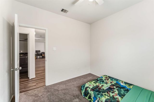 677 Summer Shores Lane, La Marque, TX 77568