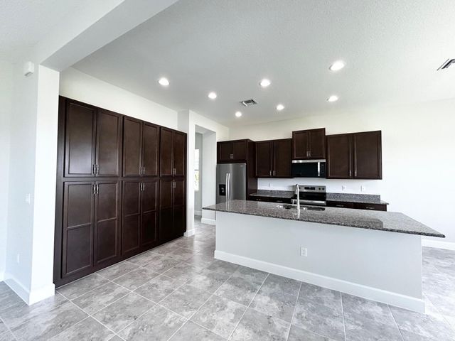 15192 Wildwood Circle, Westlake, FL 33470