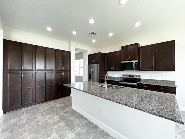 15192 Wildwood Circle, Westlake, FL 33470