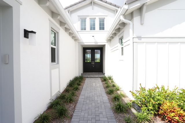 15192 Wildwood Circle, Westlake, FL 33470