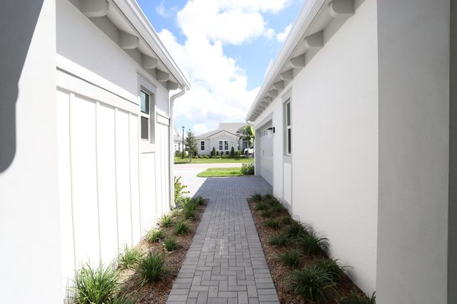 15192 Wildwood Circle, Westlake, FL 33470