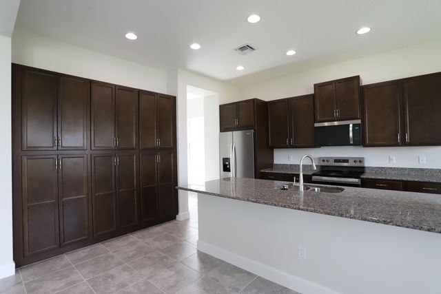 15192 Wildwood Circle, Westlake, FL 33470