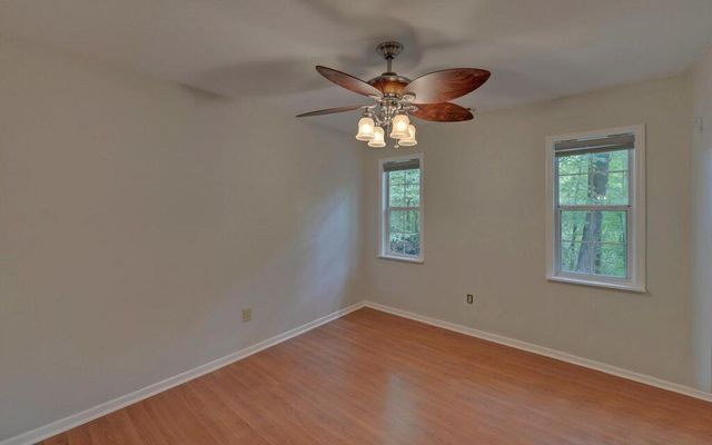 332 E Vineyard Road, Hayesville, NC 28904