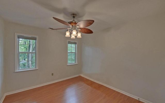 332 E Vineyard Road, Hayesville, NC 28904