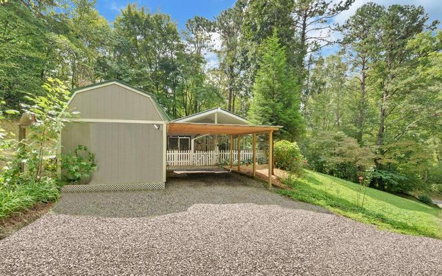 332 E Vineyard Road, Hayesville, NC 28904