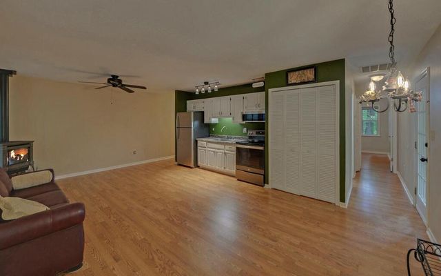 332 E Vineyard Road, Hayesville, NC 28904