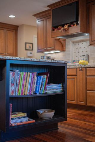 2715 Clark Drive, Grove City, OH 43123
