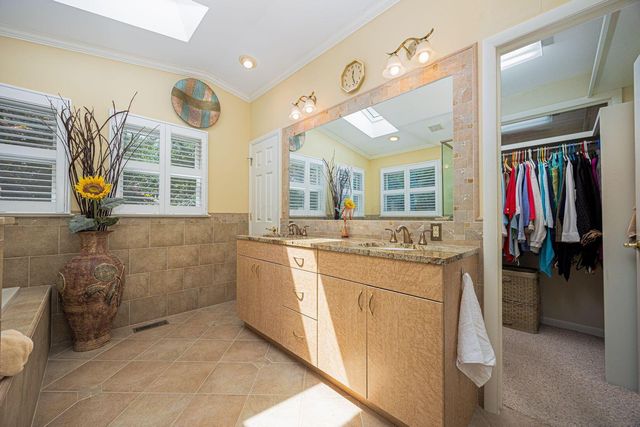 2715 Clark Drive, Grove City, OH 43123