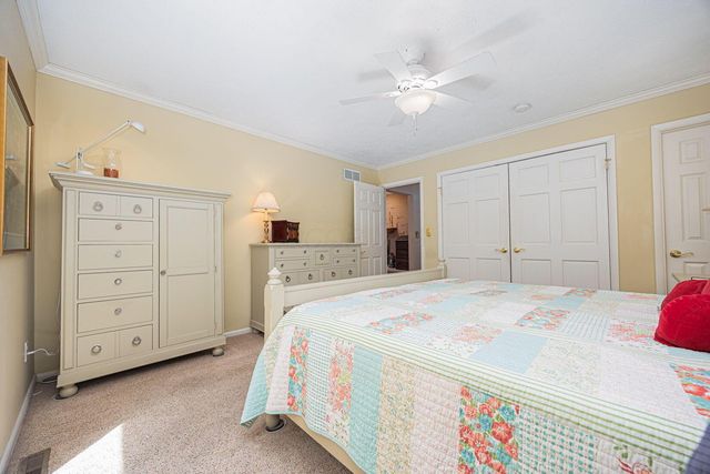 2715 Clark Drive, Grove City, OH 43123