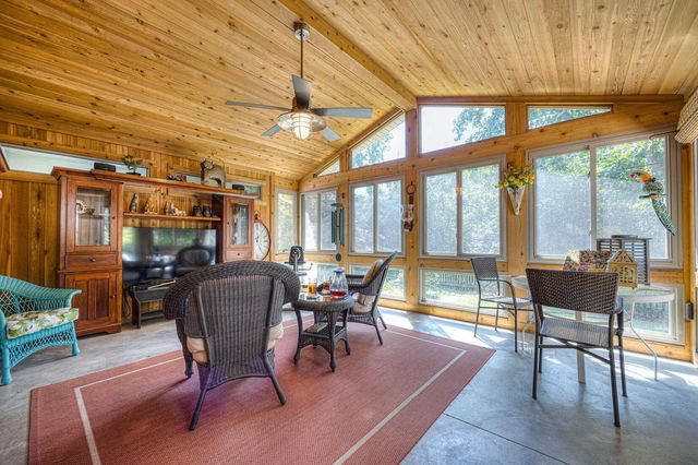2715 Clark Drive, Grove City, OH 43123