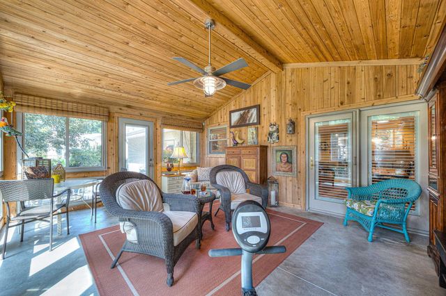 2715 Clark Drive, Grove City, OH 43123
