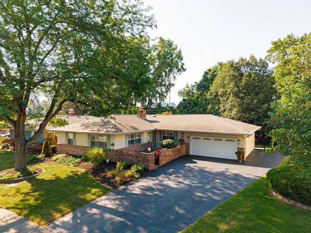 2715 Clark Drive, Grove City, OH 43123