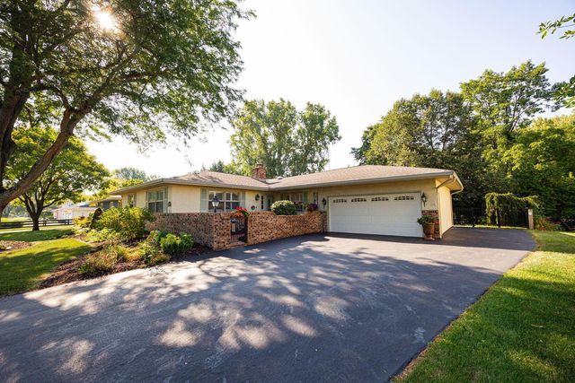 2715 Clark Drive, Grove City, OH 43123