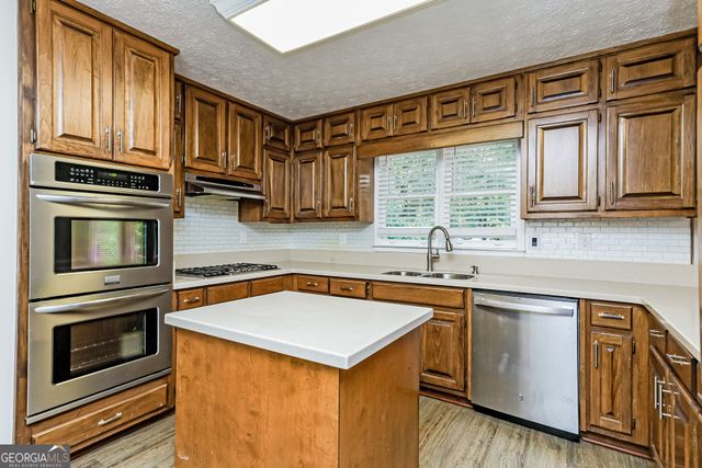 8183 Silver Oaks Court, Jonesboro, GA 30236