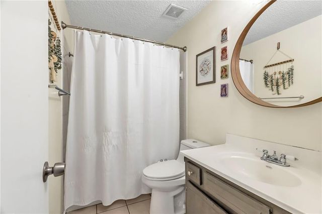 5016 N Bellaire Avenue, Kansas City, MO 64119