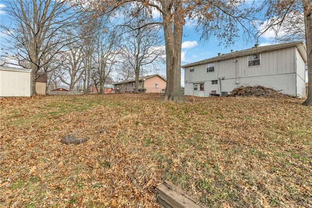 5016 N Bellaire Avenue, Kansas City, MO 64119