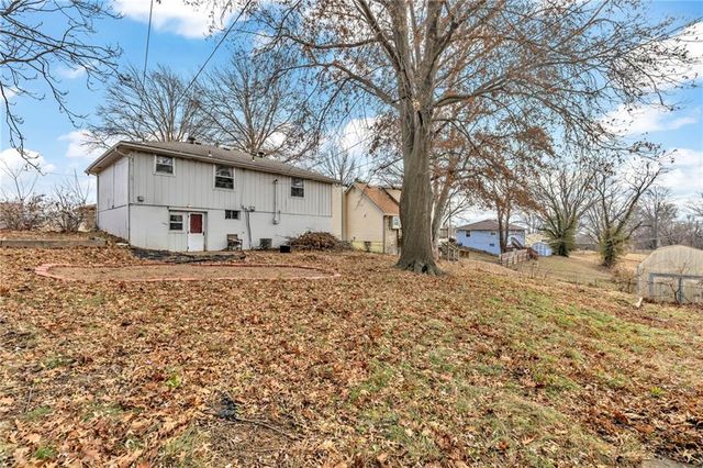 5016 N Bellaire Avenue, Kansas City, MO 64119