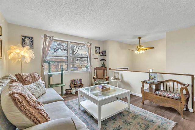 5016 N Bellaire Avenue, Kansas City, MO 64119