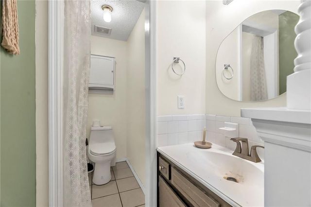 5016 N Bellaire Avenue, Kansas City, MO 64119