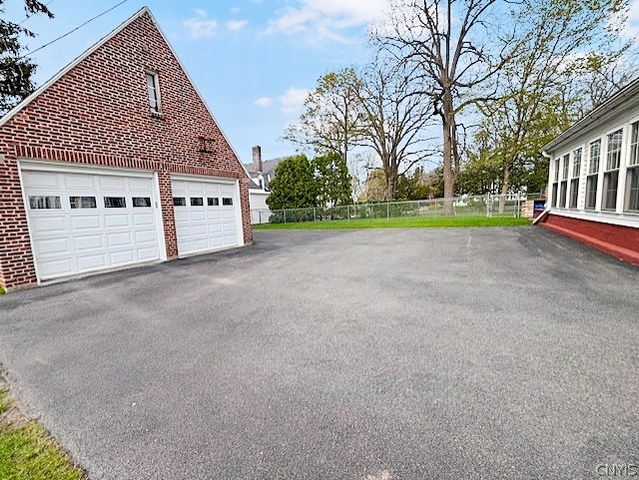 2810 Genesee Street, Utica, NY 13502