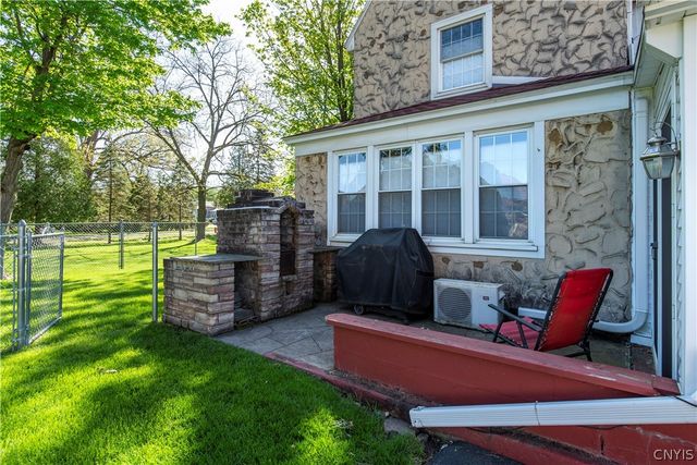 2810 Genesee Street, Utica, NY 13502