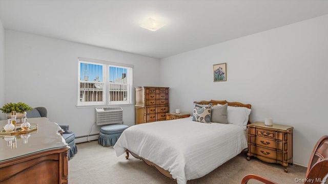 52-40 69th Place, Maspeth, NY 11378