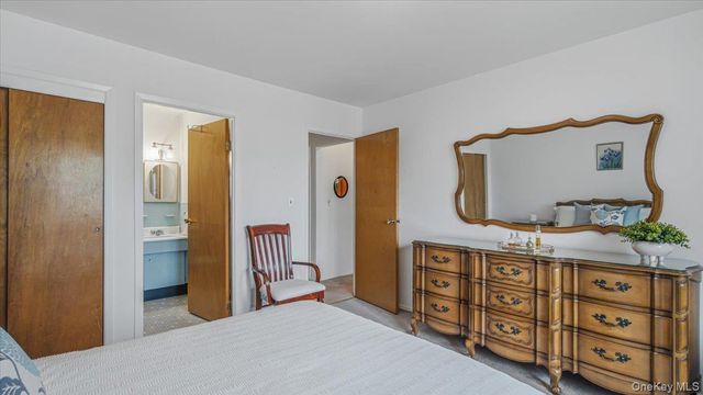 52-40 69th Place, Maspeth, NY 11378