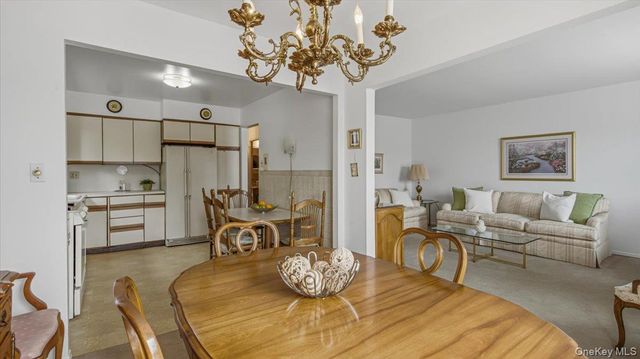 52-40 69th Place, Maspeth, NY 11378