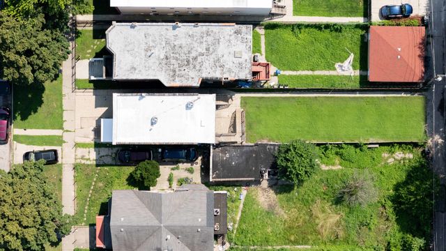 6810 S WABASH Avenue, Chicago, IL 60637