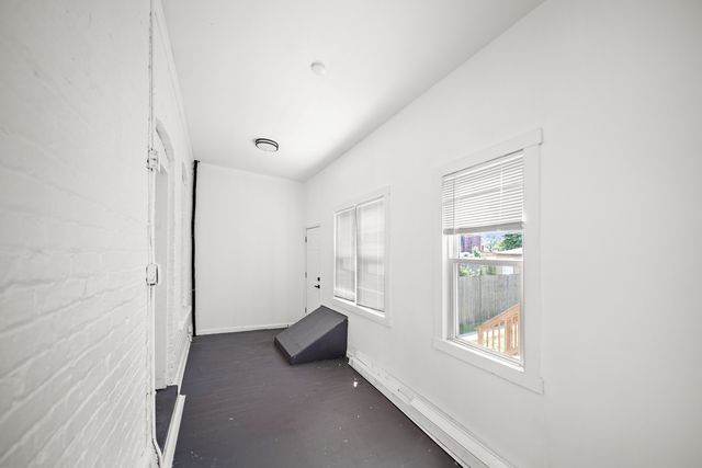 6810 S WABASH Avenue, Chicago, IL 60637