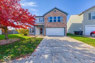 389 Springfield Circle, Greenwood, IN 46143