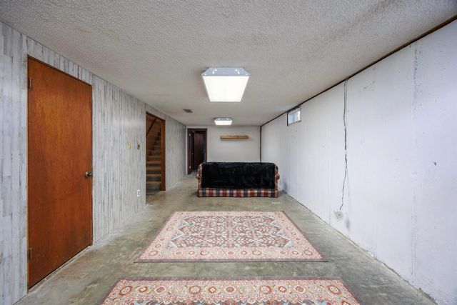 502 N Severy, Severy, KS 67137