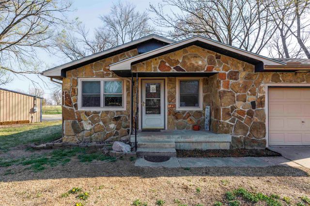 502 N Severy, Severy, KS 67137