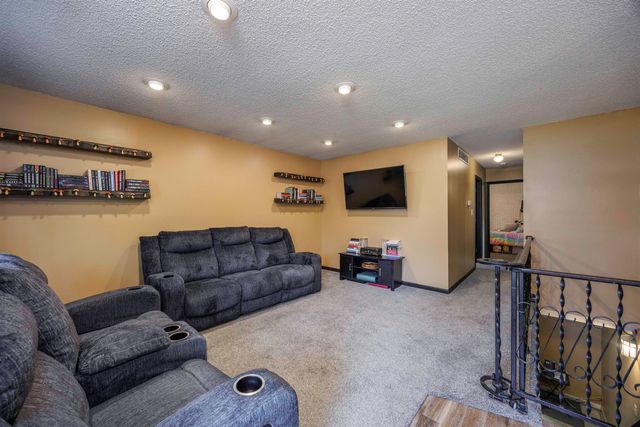 502 N Severy, Severy, KS 67137