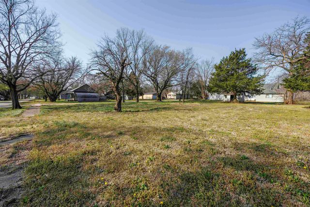 502 N Severy, Severy, KS 67137