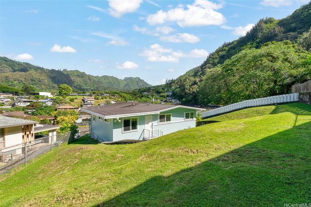 280 Polohiwa Place, Honolulu, HI 96817