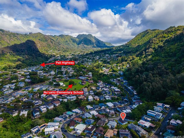 280 Polohiwa Place, Honolulu, HI 96817