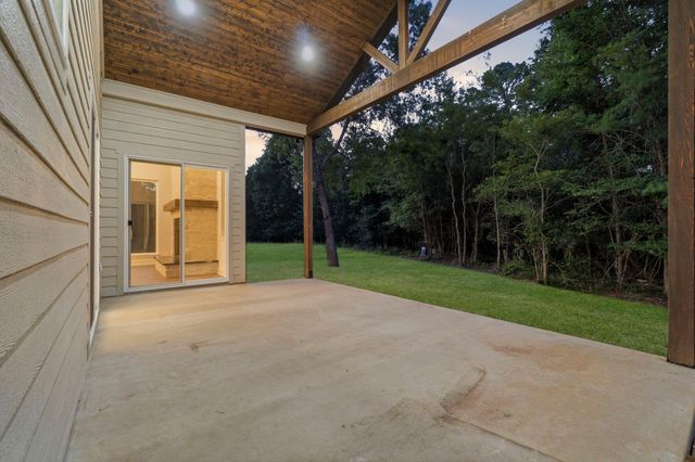 533 Candlelight Lane, Livingston, TX 77351