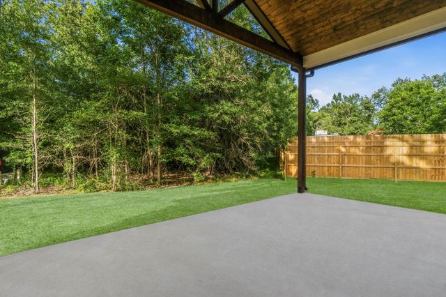 533 Candlelight Lane, Livingston, TX 77351