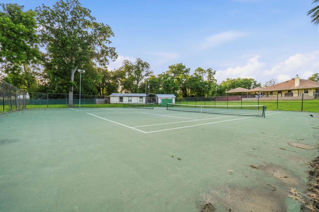 533 Candlelight Lane, Livingston, TX 77351