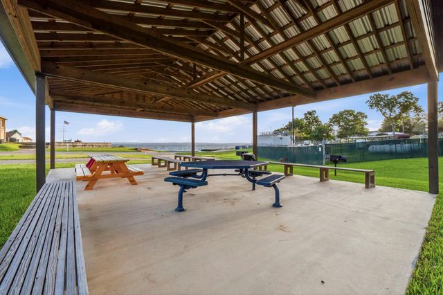 533 Candlelight Lane, Livingston, TX 77351