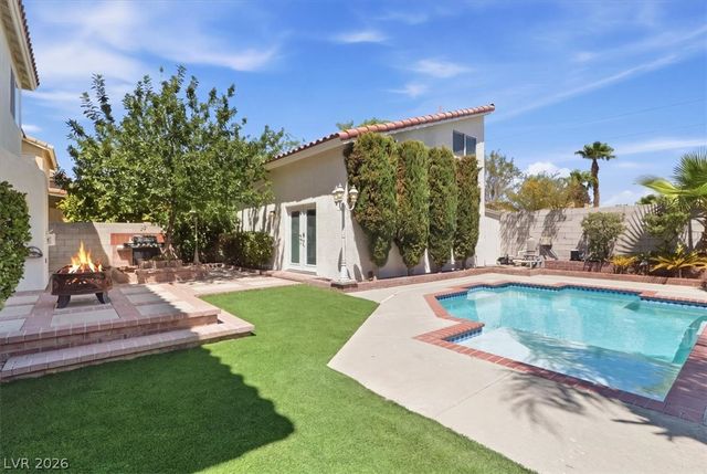 1486 Falling Snow Avenue, Las Vegas, NV 89183