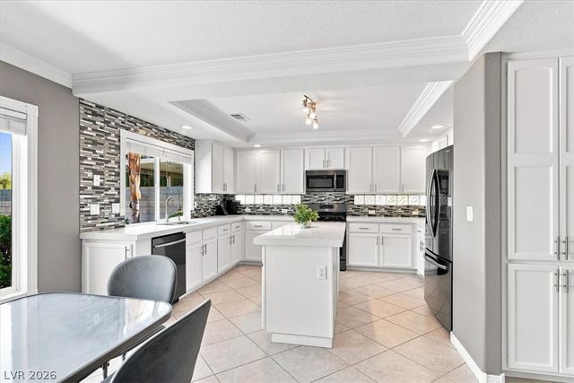 1486 Falling Snow Avenue, Las Vegas, NV 89183