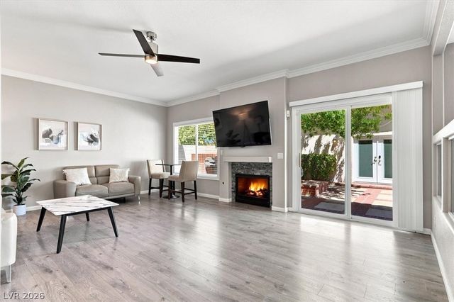 1486 Falling Snow Avenue, Las Vegas, NV 89183