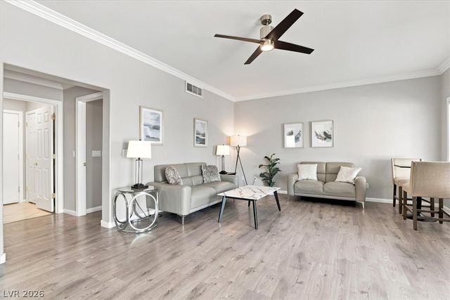 1486 Falling Snow Avenue, Las Vegas, NV 89183