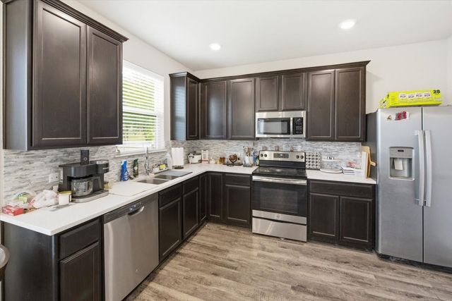 10701 Kestrel Court, Waco, TX 76708
