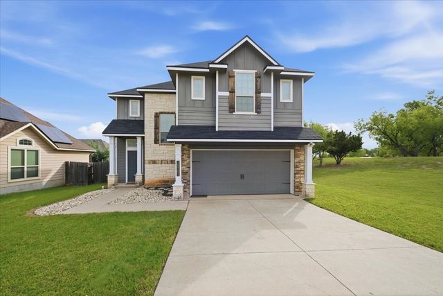 10701 Kestrel Court, Waco, TX 76708