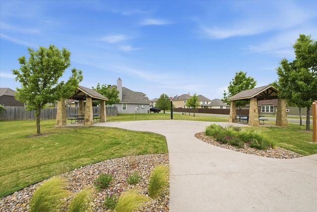 10701 Kestrel Court, Waco, TX 76708
