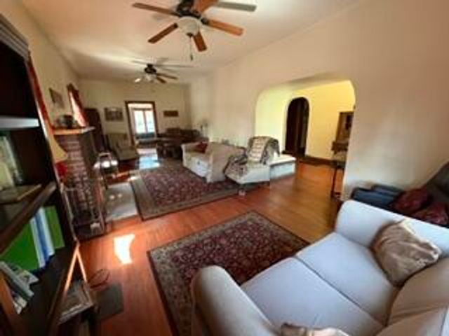 2198 Crisman Road, Portage, IN 46368